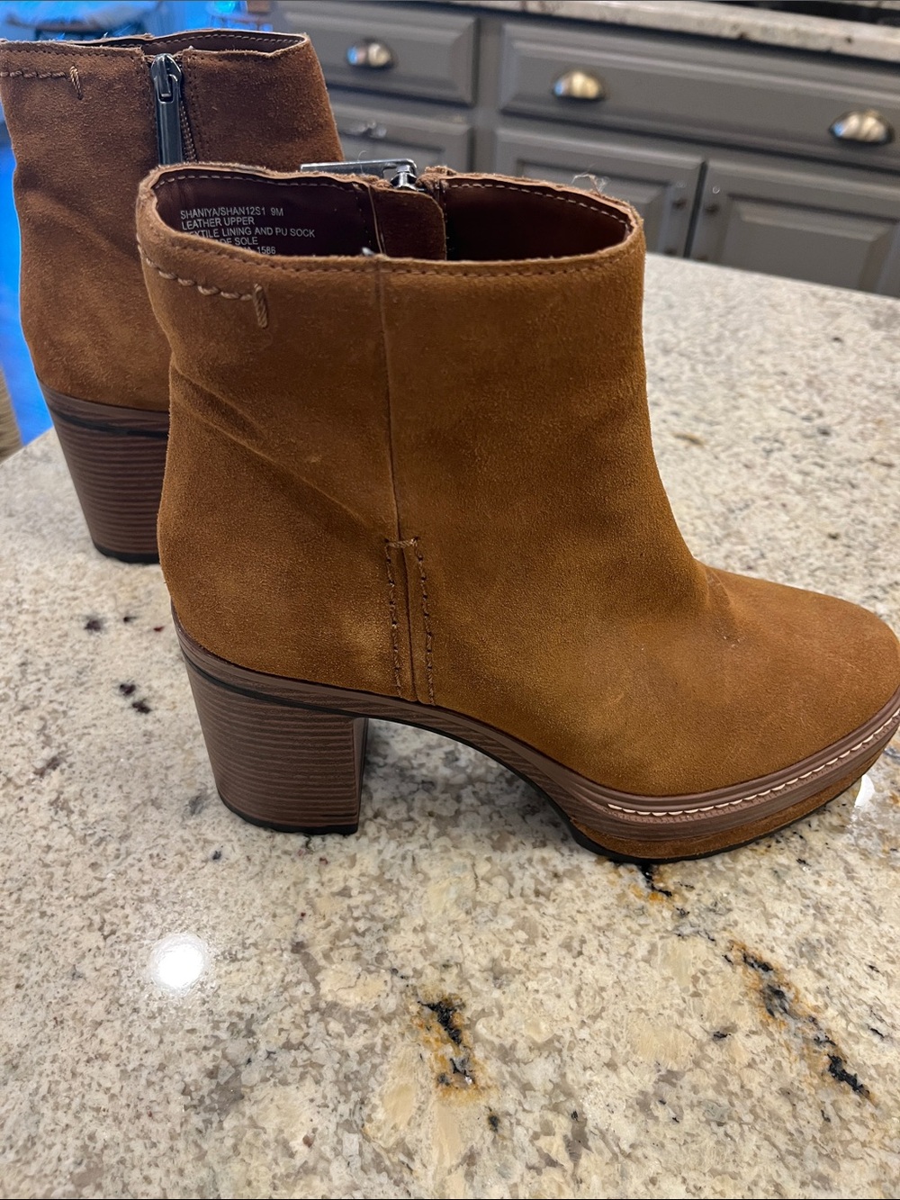Steve Madden Tan Suede Block Heel Ankle Booties